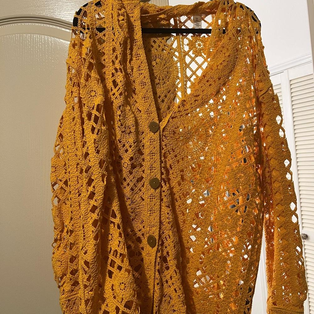 H&M orange crochet top size L